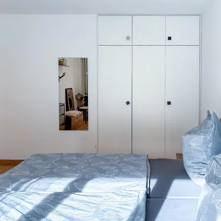 Grosse Mitten In Am Sankt Moritz