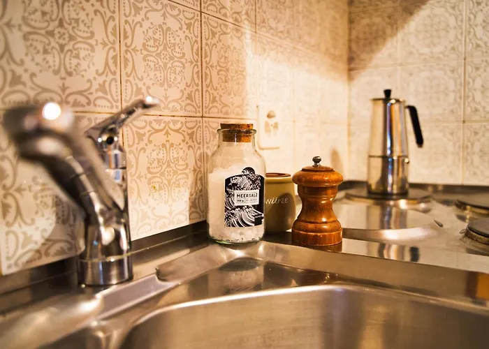 Grosse Mitten In Am Apartament *